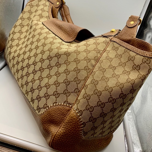 Authentic Gucci GG large canvas Pelham tote - Picture 3 of 8